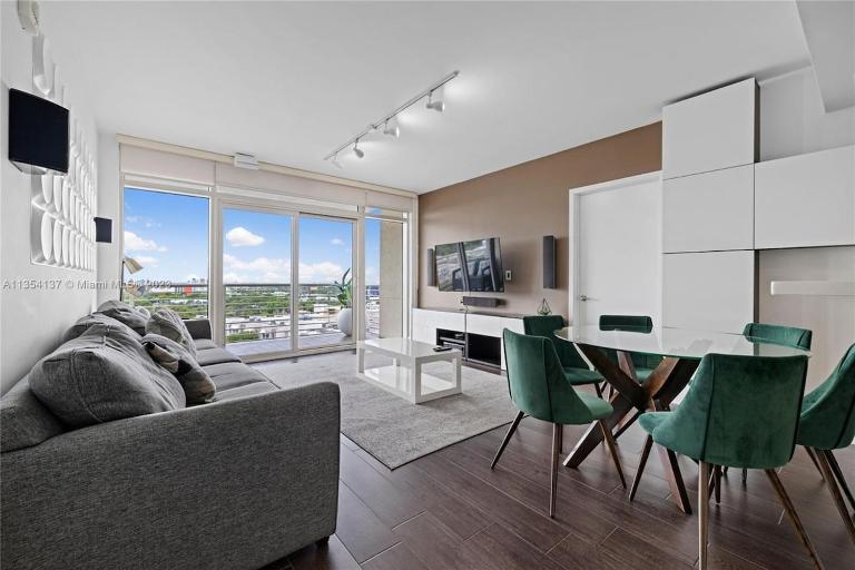 Midtown Miami Getaway-with pool n parking - Ferienwohnung Miami