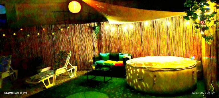 cozy House with Secret Garden & Spa private - B&B Fortuna