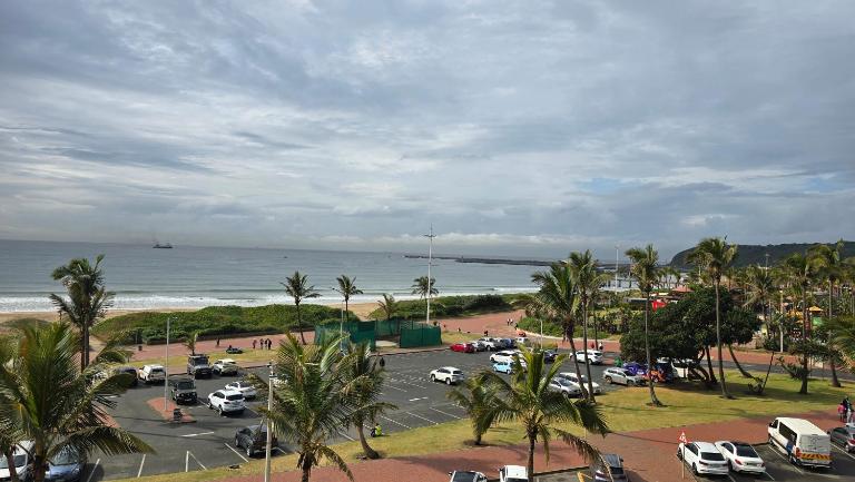 Shaka Shores 4A - B&B Durban