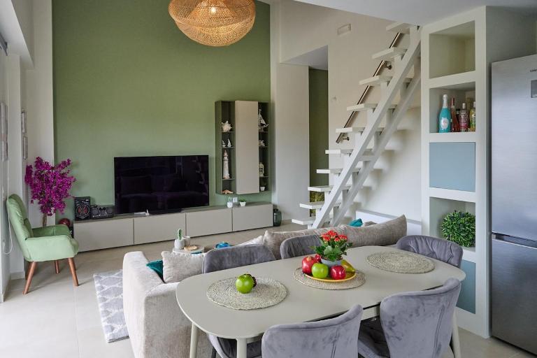 Christiana Luxury Apartments - Ferienwohnung Palaiá Fókaia