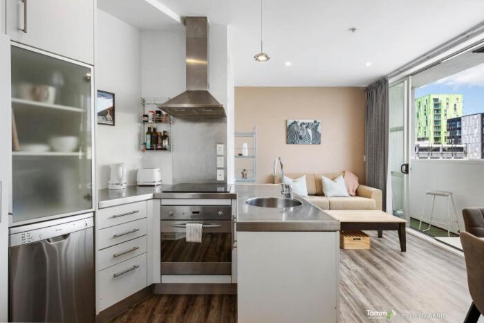 Sunny and Central Wellington Apartment - Bed and Breakfast Wellington