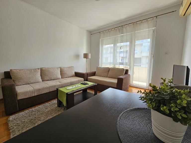 Stan Svetozara Markovića 5A - Ferienwohnung Banja Luka