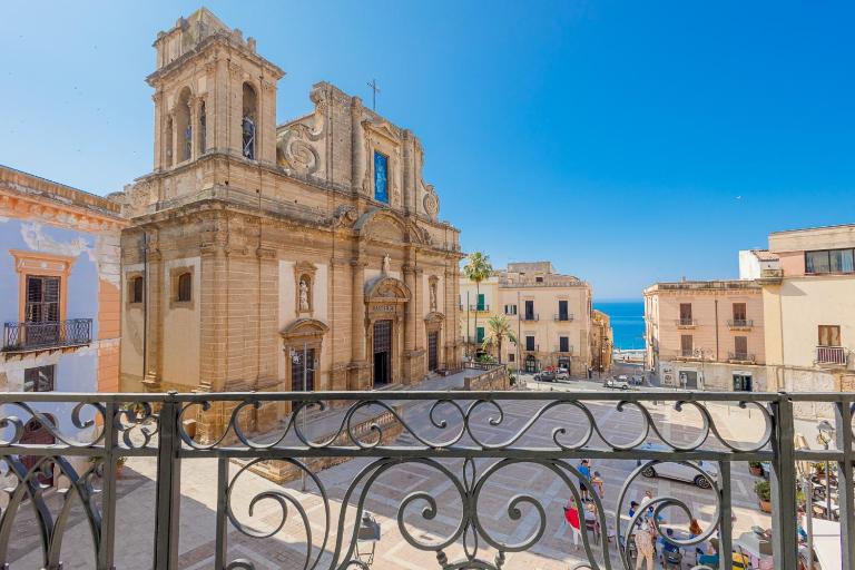 Bacío del Sole by Biddizzi Rari - Prestigiosa Dimora Storica con Affacci sul Duomo - Ferienwohnung Sciacca