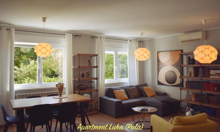 Modern and Elegant Apartment in a Quiet Part of Pula - Bed and Breakfast Pula