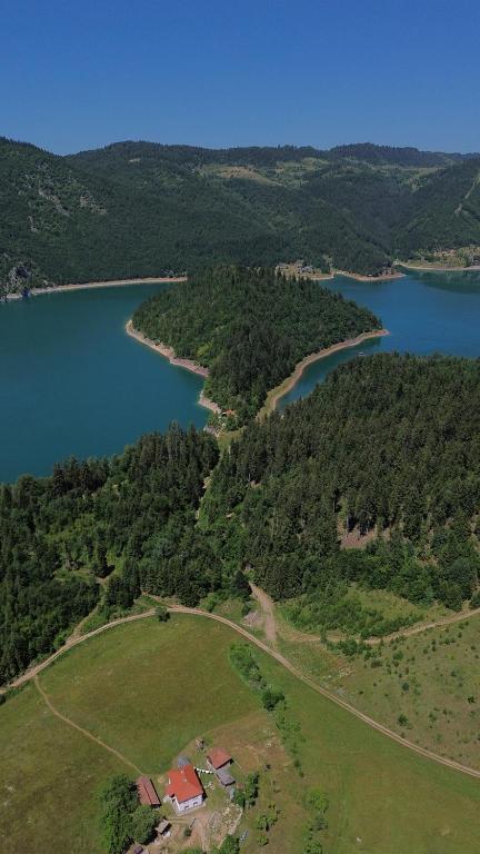 Oaza mira Zlatarsko jezero - Chambres d'hôtes Amzići