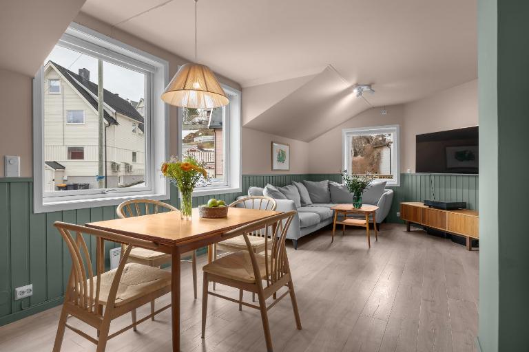 Cozy Central Apartment - Bed and Breakfast Tromsø