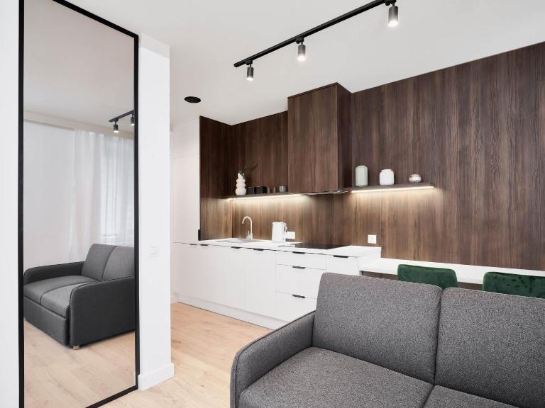 Apartamenty Jaracza w ścisłym centrum z miejscem parkingowym - B&B Łódź