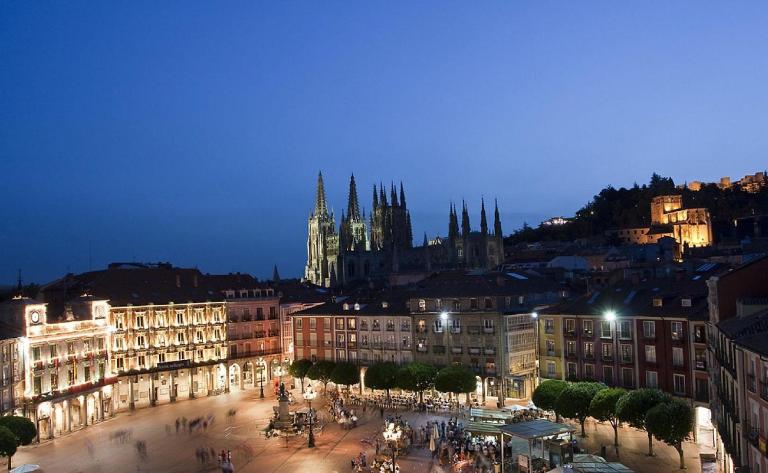 Apartamento Turistico Plaza Mayor - B&B Burgos
