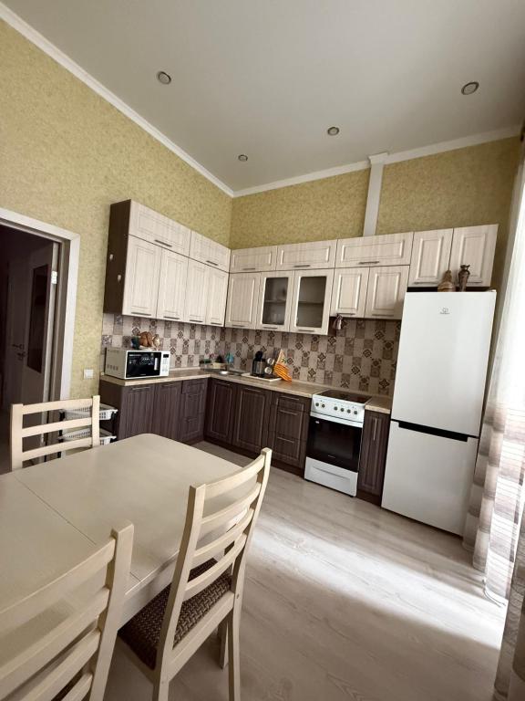 Аппартаменты ЖК Ирина - B&B Pavlodar