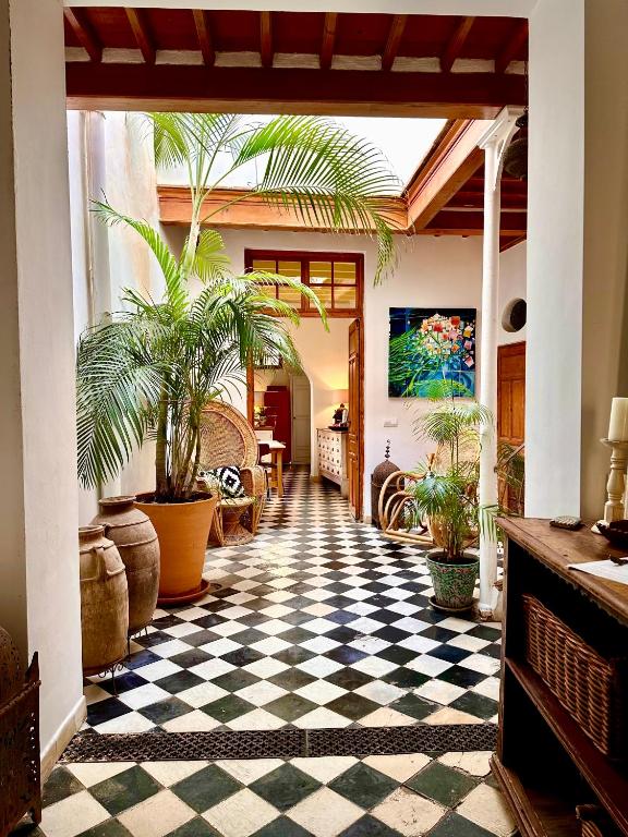 Stay in the heart of town - B&B Almuñécar