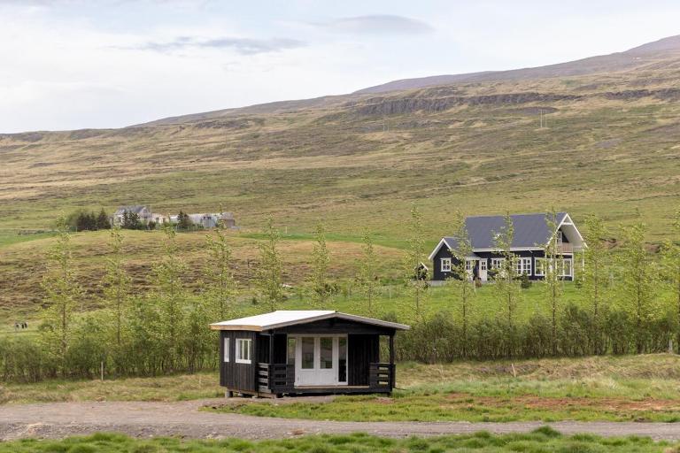 Lundur 2 Cozy Cabin in Hörgársveit - B&B Akureyri