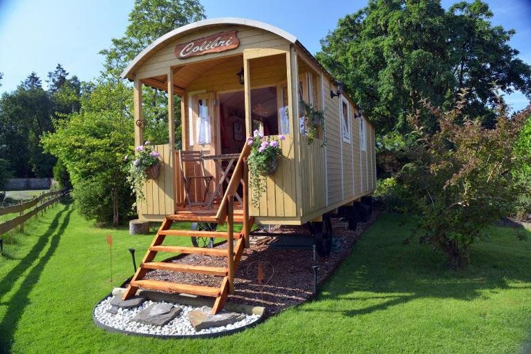 Insolites à Chimay - Les roulottes à Rièzes - Ferienwohnung Chimay