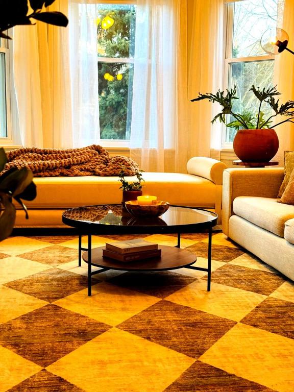 Stunning 3 Bedrooms 2 Bathrooms Getaway Chicago! - Bed and Breakfast Chicago