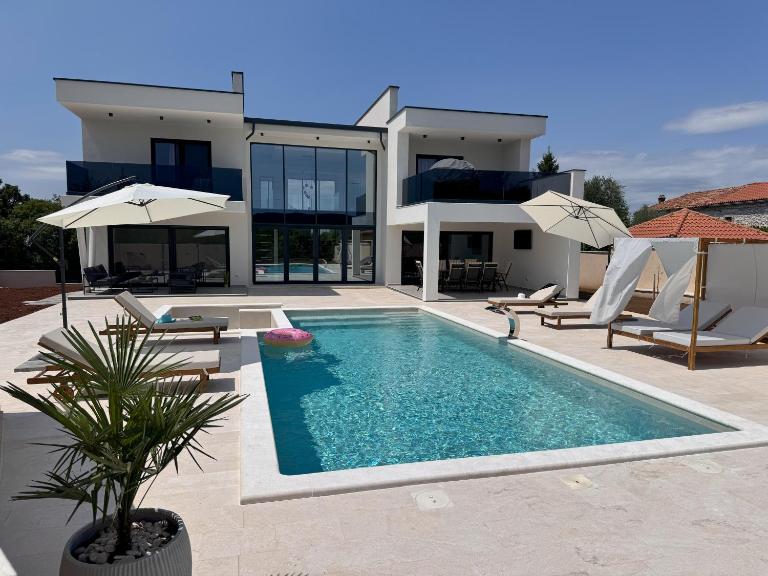 Villa Lustria - B&B Labin