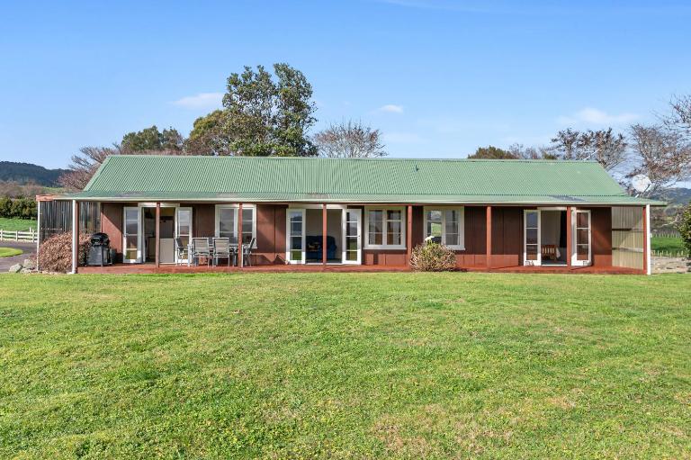 The Cottage - Rotorua Holiday Farmstay - B&B Rotorua