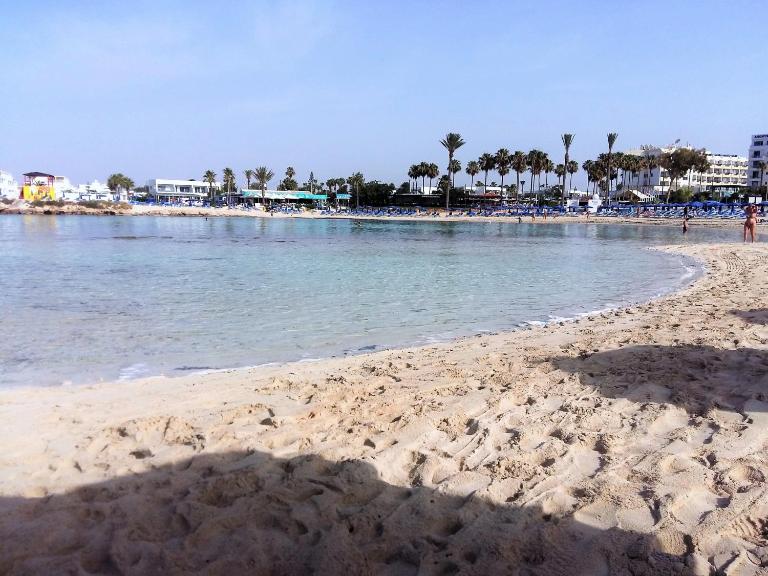 Christopher's Sandy Beach Suites - Bed and Breakfast Agia Napa