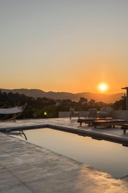 Villa Kumarēs - B&B Alikianós