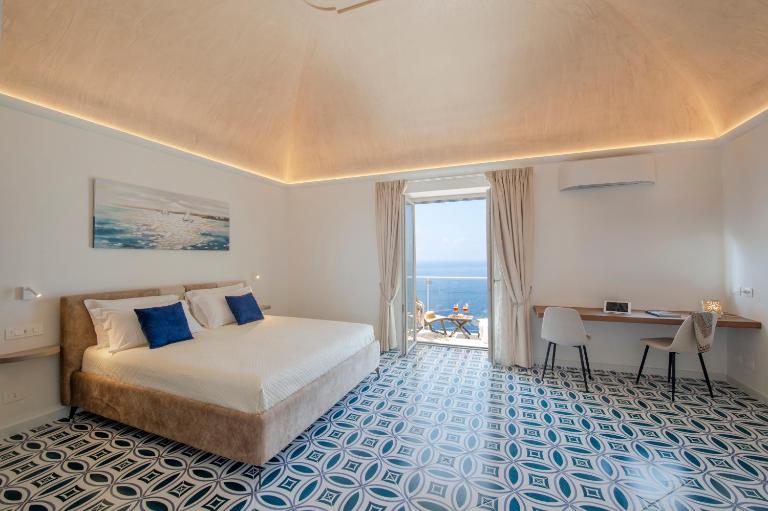 Dimora Natìa by Sosòre Holiday Homes - Amalfi Coast - B&B Praiano