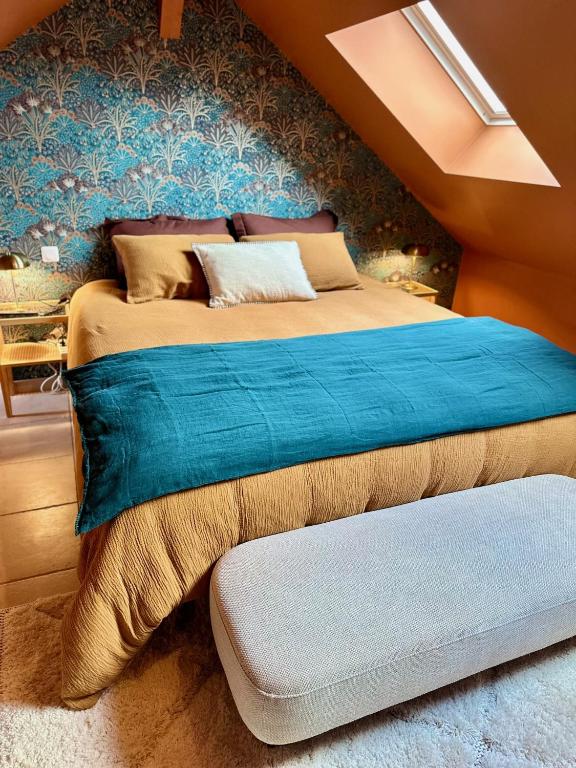 Parenthèse sous les toits - suite cosy avec jacuzzi - hypercentre - B&B Auxerre