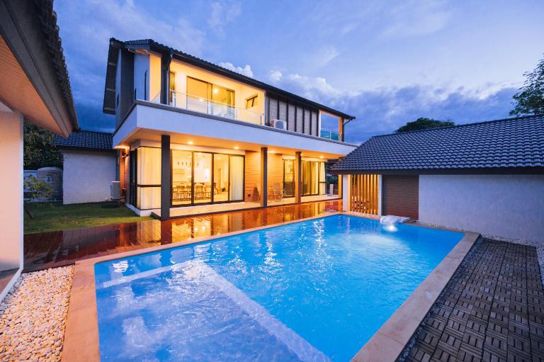 Ma-Umi Chiang Mai pool villa 5 BRs - 10 mins to city center and Airport - B&B Chiang Mai
