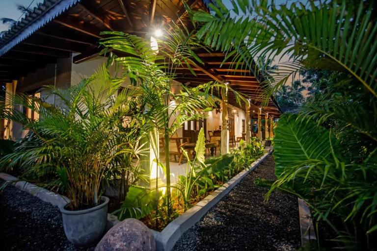 Villa Nirvana - B&B Unawatuna