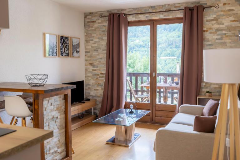 La Ruinée Appartement chaleureux à proximité des pistes et commodités - B&B Briançon