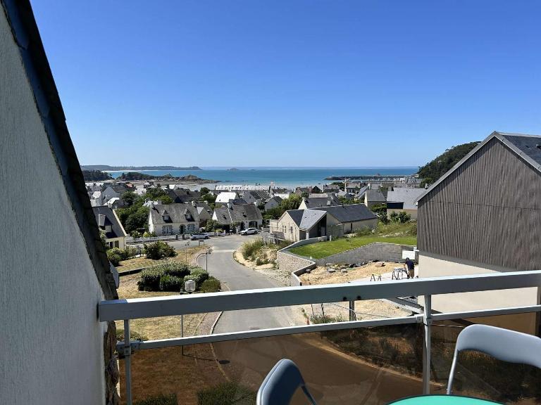 600 - Appart T2 vue mer sur les hauts de Tu Es Roc - B&B Erquy