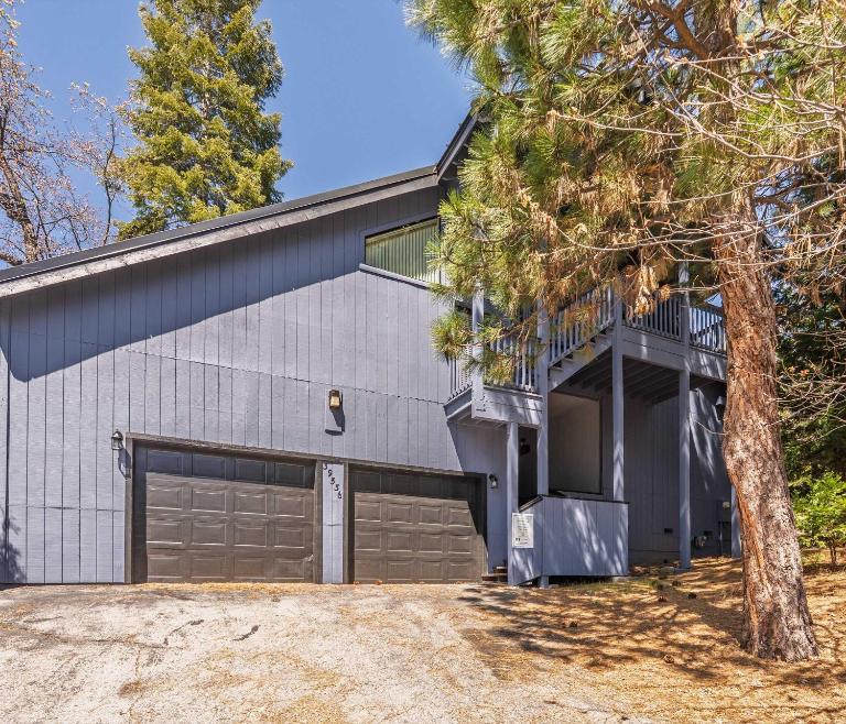 Granite View Lodge - Minutes from Water - B&B Shaver Lake