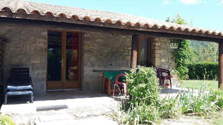 Maisonette Mirabel 1, 6 Pers, Domaine De Ribiere - B&B Grospierres