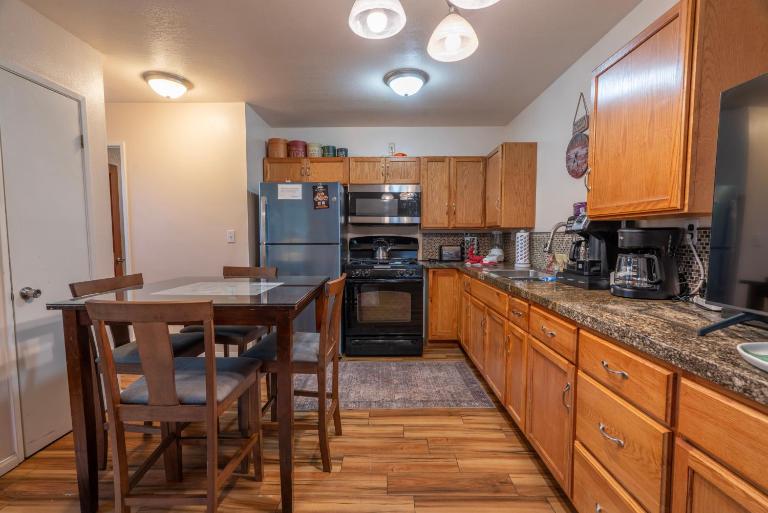 Birch Creek #1 - 1BR/1BA - Down Canyon - Bed and Breakfast June Lake