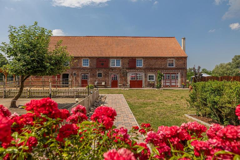 Gutshof zum See - B&B Kläden