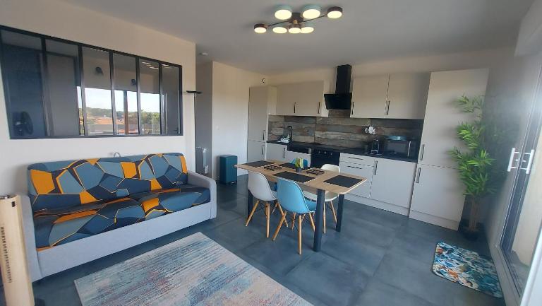 Grand Studio Confort et Cosy - Plage à 6 mn à pieds - Wifi - Chambres d'hôtes Mimizan-Plage