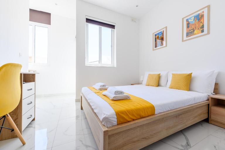 F8-2 Bedroom Ensuite Sliema - B&B Sliema