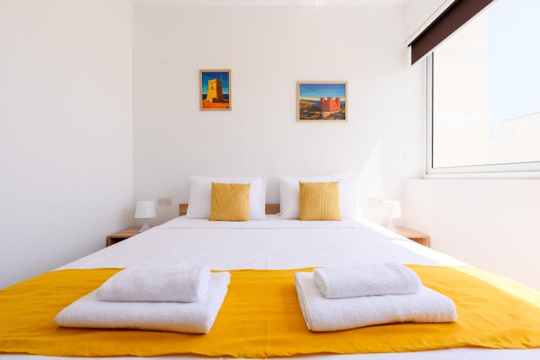 F8-1 Sliema Spacious Room - Ferienwohnung Sliema