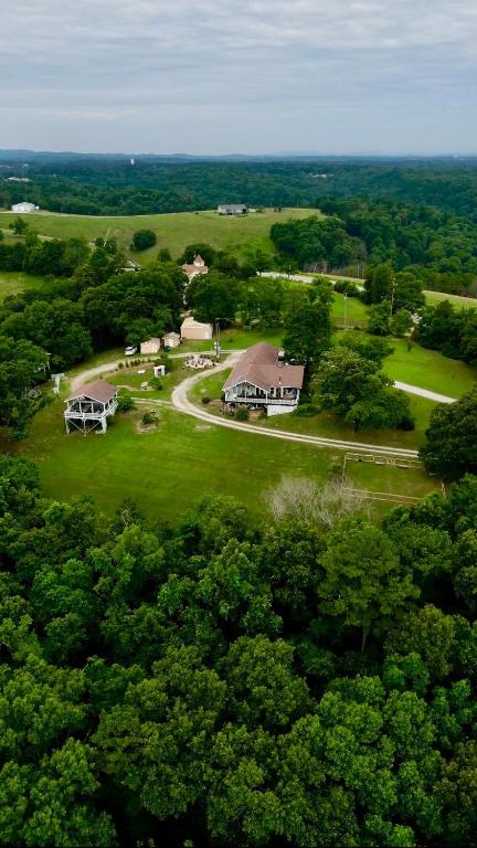 The Lookout House at The Bluebird - Chambres d'hôtes Eureka Springs