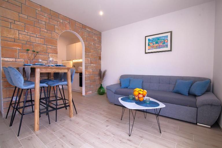 Family Apartments Brach - Free Parking - B&B Bol