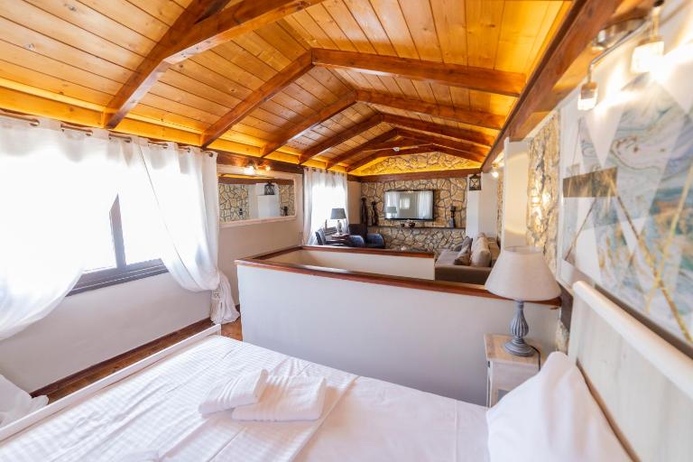 Stonewood House - Chambres d'hôtes Tríkala