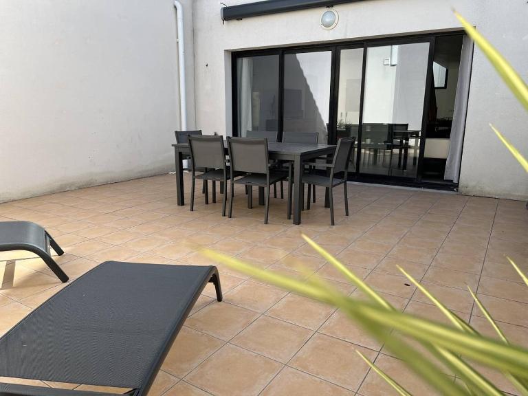 Maison spacieuse au centre de St Pierre d'Oléron, proche commerces, 3 chambres, 6 couchages - FR-1-246A-137 - B&B Saint-Pierre-d'Oléron