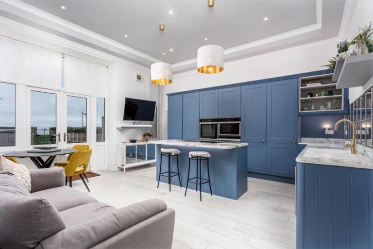 Sea view Villa Holiday and Corporate Let Accommodation - B&B Prestwick