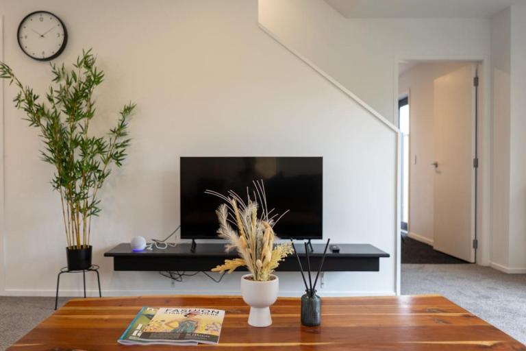 Trentham Stylish 2-BR Retreat - B&B Upper Hutt