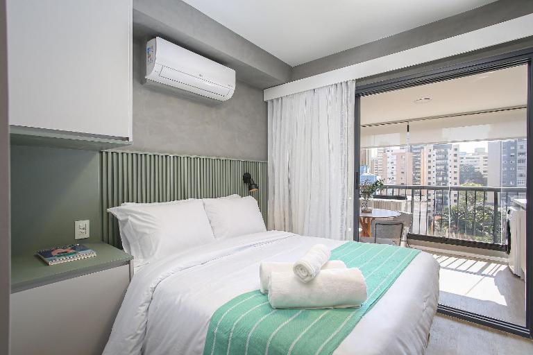 Estudio Piscina Rooftop, WiFi 1GB, Metro 600m - B&B São Paulo