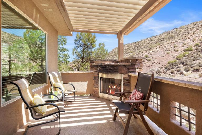 Red Cliffs - Scenic Tranquility - B&B Washington