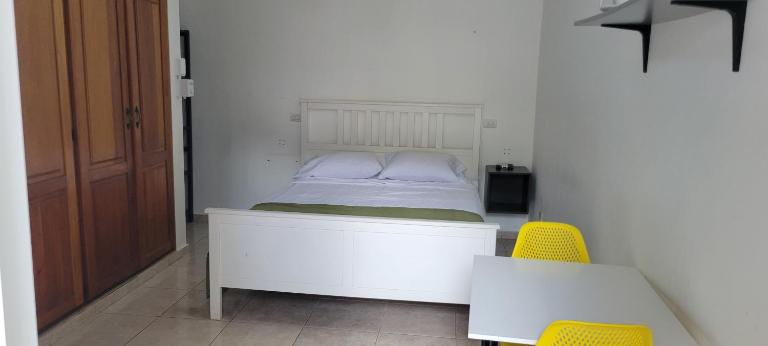 Room 5 - B&B Río San Juan