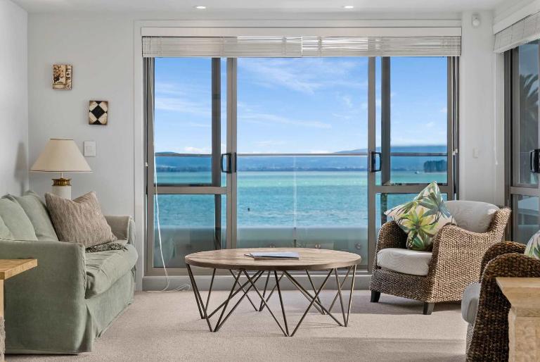 The Penthouse Pad - B&B Mount Maunganui