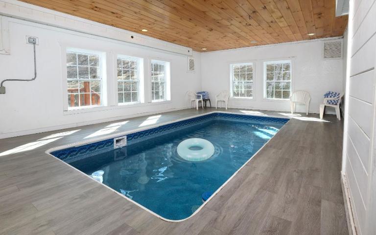 Jennies Cove - B&B Pigeon Forge