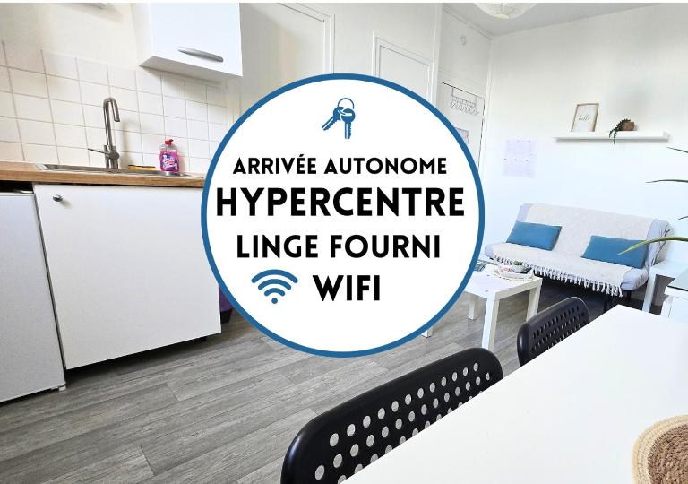 1# Central'Tours BLEU - Hypercentre - B&B Tours
