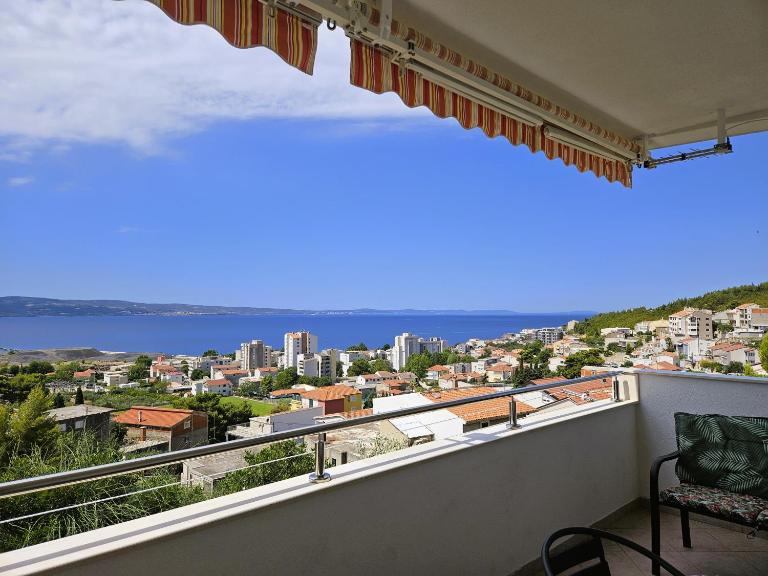 Apartment Nedo with Sea View - B&B Dugi Rat