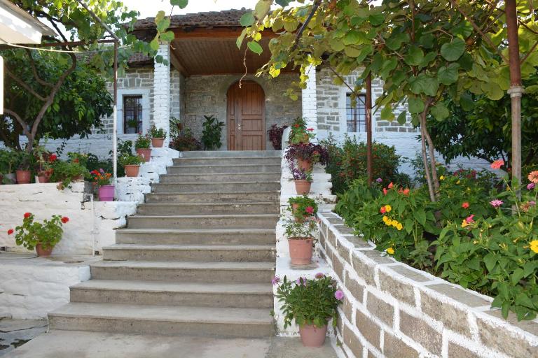 Guest House Marsi - B&B Corovode