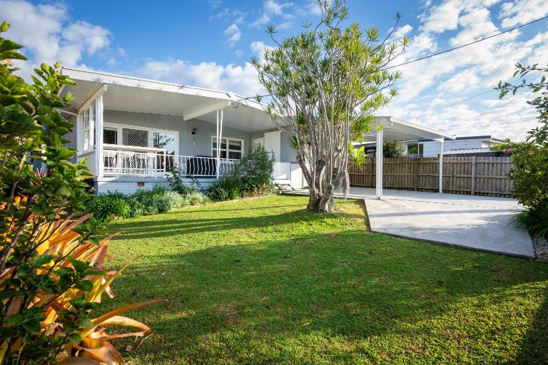 Magnolia House and or Cottage - Chambres d'hôtes Coffs Harbour