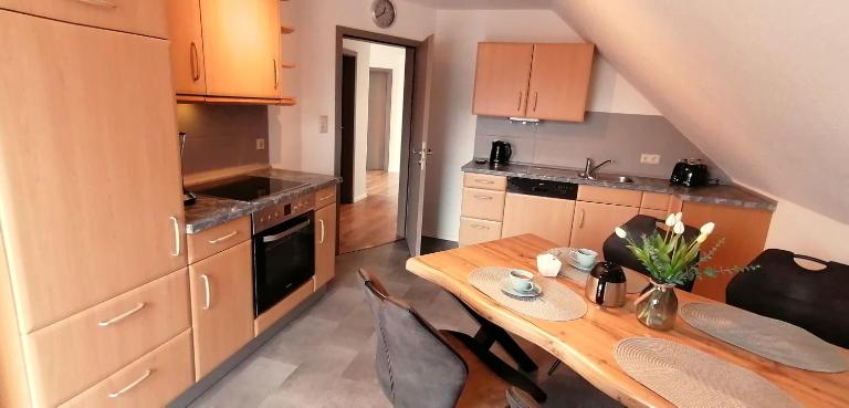 Ferienwohnung Lütje Moew - Dachterrasse und ruhige Lage - Ferienwohnung Leezdorf